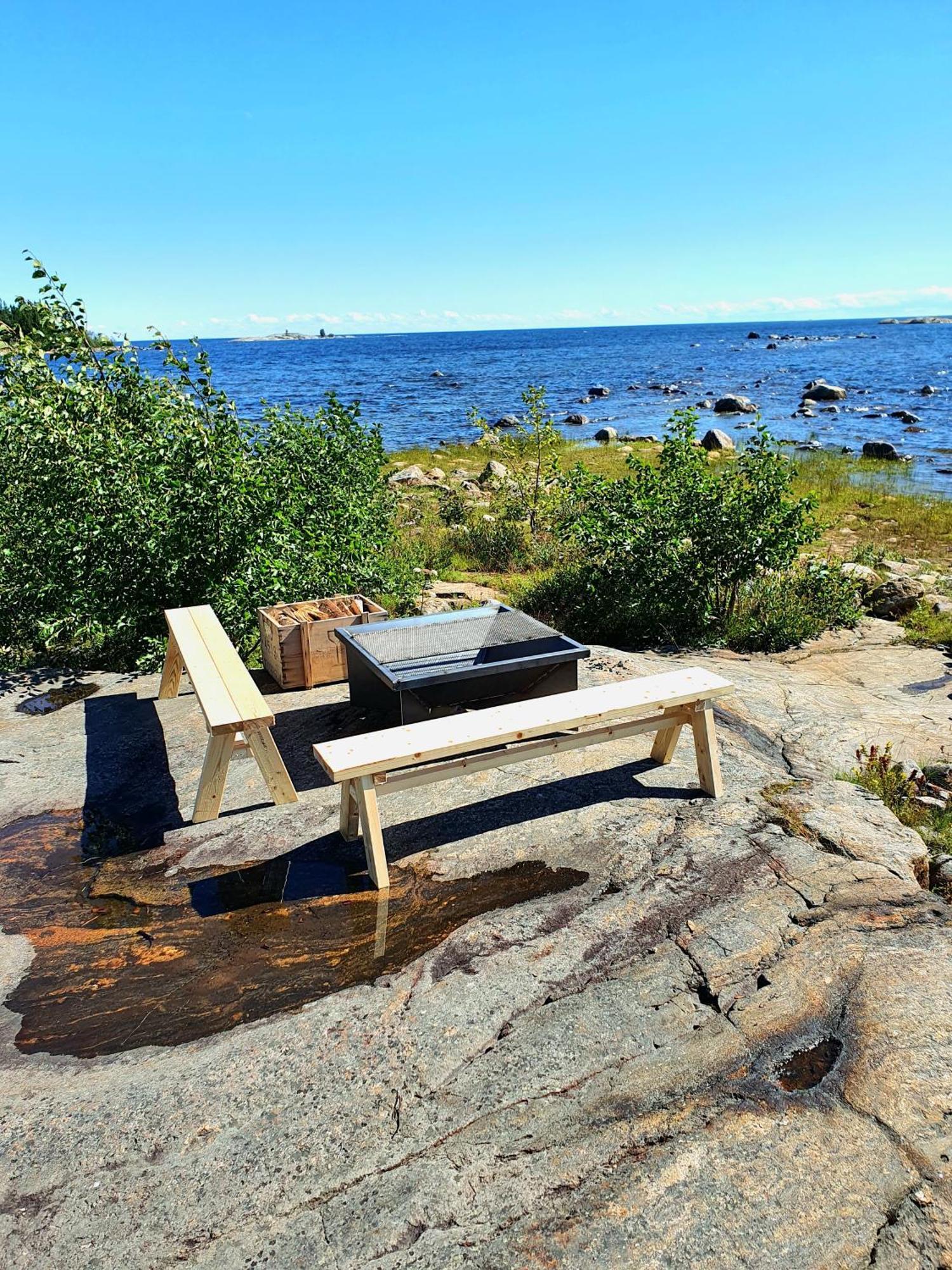 Stuga Med Havsutsikt Robertsfors エクステリア 写真