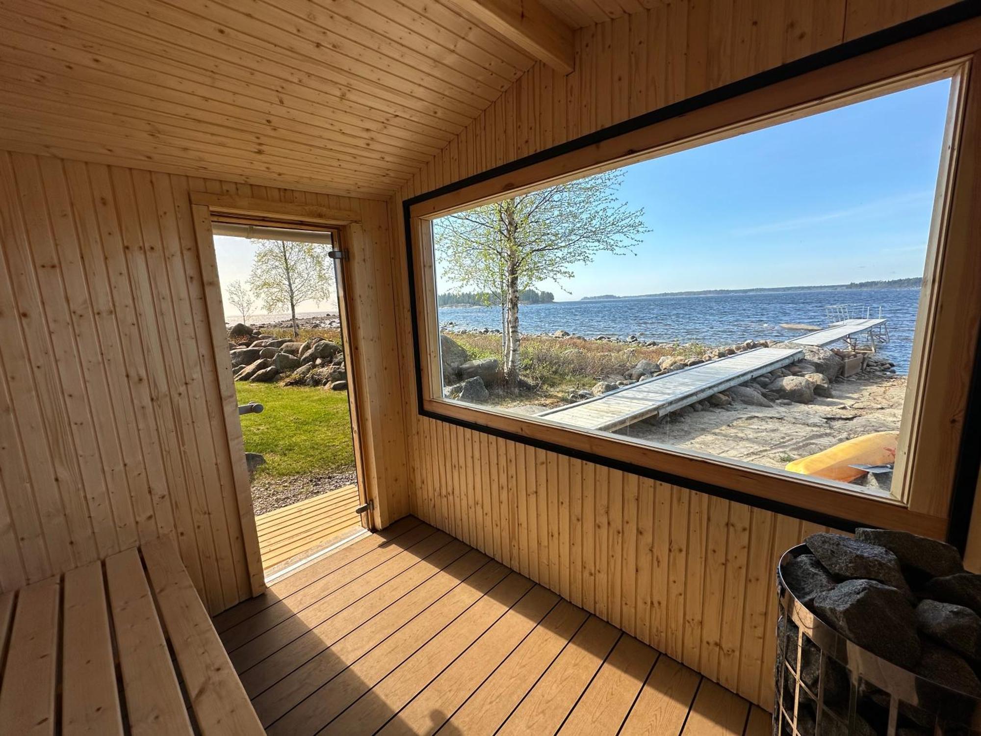 Stuga Med Havsutsikt Robertsfors エクステリア 写真